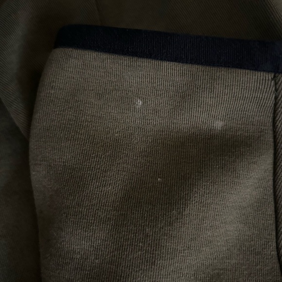 Nike Green Zip-Up Sweater with Stand-Up Collar - Picture 9 of 12